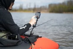 Deeper - Boat Phone Holder -Safarica Sioux-winkel 3. boat phone holder belly boat